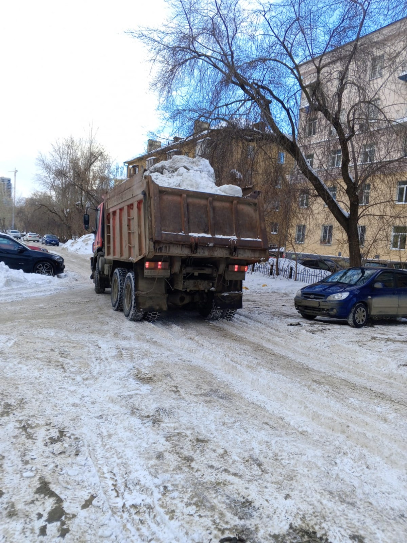 Механизированная уборка снега с вывозом -.jpg